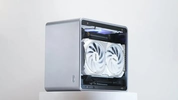 Discover a powerful small form factor PC build inside the 6.8L COOJ Sparrow MQ6, featuring a Ryzen 7 7800X3D, RTX 4060 Ti, and efficient cooling in a sleek, minimalist aluminum chassis.